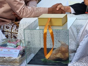 4 Pasang Pengantin Nikah Bareng di Bantul, Maharnya Kepala Kambing!