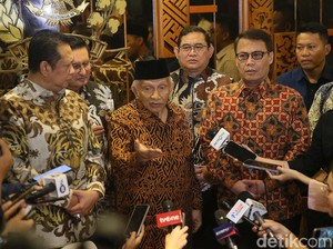 Amien Rais Setuju Presiden Kembali Dipilih MPR