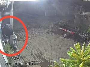Geger Maling Bertopeng ala Ninja Teror Perumahan Sidoarjo