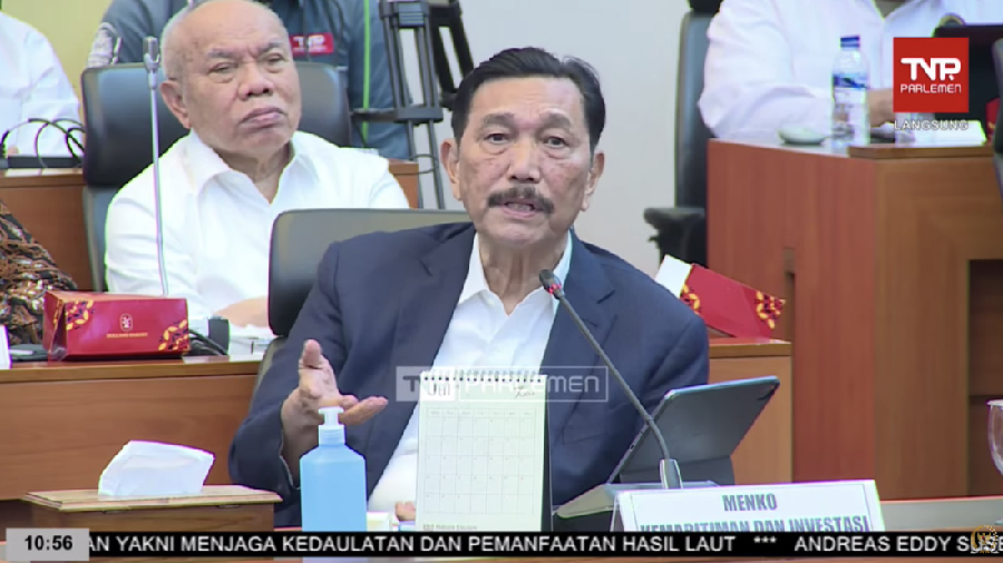 Menko Kemaritiman dan Investasi, Luhut Binsar Pandjaitan saat mengikuti rapat Kerja dengan Badan Anggaran (Banggar) DPR RI pada Rabu, (5/6/2024). (Tangkapan Layar Yotuube Banggar DPR RI)