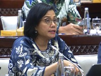 Dunia Makin Sikut-sikutan, Sri Mulyani Akui Posisi RI Sulit!