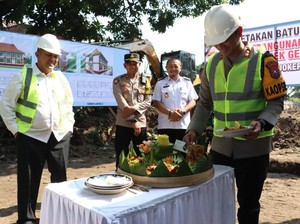 Pemkab Mojokerto Hibahkan Rp 1,7 M untuk Relokasi Kantor Polsek Gedeg