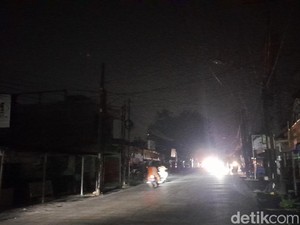 Listrik di Kecamatan Medan Johor Kembali Padam Sejak Sore, Warga Mengeluh