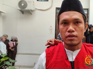 Divonis 12 Tahun, Sunendi Pemburu Badak Jawa Pikir-pikir Banding