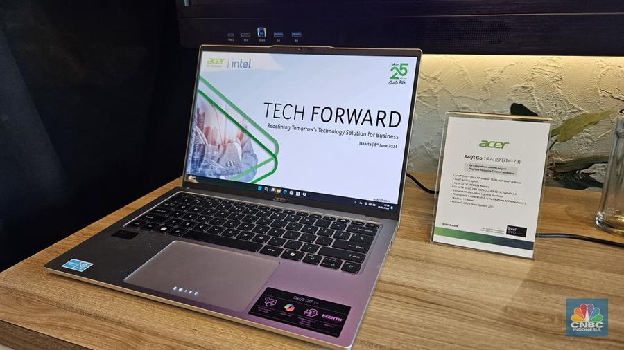 Acer baru saja memperkenalkan laptop Copilot Plus PC pertama mereka, yaitu Swift 14 AI. (CNBC Indonesia/Intan Rakhmayanti Dewi)