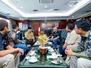 Jelang Idul Adha, HNW Beri Pesan dan Serap Aspirasi Para Peternak Domba