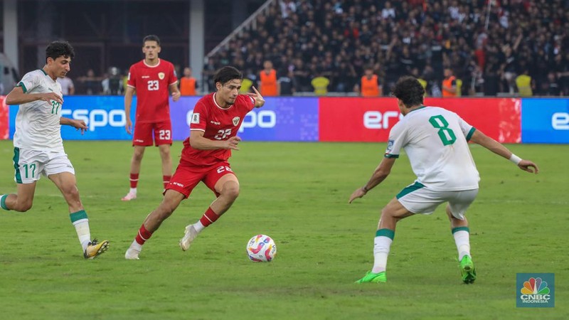 Laga Timnas Indonesia melawan Irak dalam lanjutan babak kualifikasi Piala Dunia 2026 di Stadion Utama Gelora Bung Karno (SUGBK), Senayan, Jakarta, Kamis (6/6/2024). (CNBC Indonesia/Faisal Rahman)