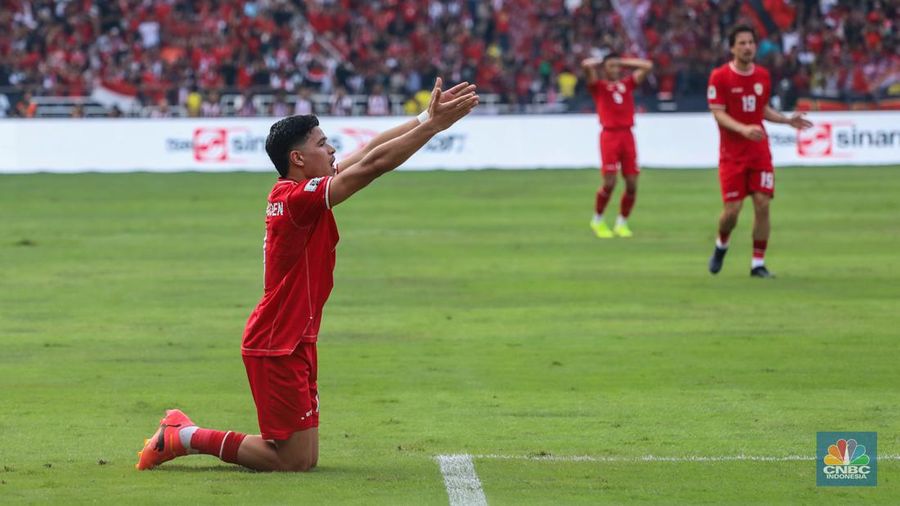 Laga Timnas Indonesia melawan Irak dalam lanjutan babak kualifikasi Piala Dunia 2026 di Stadion Utama Gelora Bung Karno (SUGBK), Senayan, Jakarta, Kamis (6/6/2024). (CNBC Indonesia/Faisal Rahman)