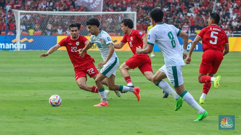 Laga Timnas Indonesia melawan Irak dalam lanjutan babak kualifikasi Piala Dunia 2026 di Stadion Utama Gelora Bung Karno (SUGBK), Senayan, Jakarta, Kamis (6/6/2024). (CNBC Indonesia/Faisal Rahman)