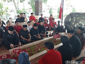 Pramono Ungkap Alasan Mega Tak Muncul di Gianyar-Ziarah Bung Karno di Blitar