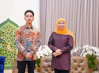 Survei Anyar Pilgub Jatim: Khofifah Indar Parawansa Vs Tri Rismaharini