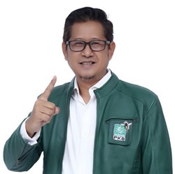 Sukses Jadi DPR Usai Bawa Perusahaan IPO, Dirut ASLI Mengundurkan Diri