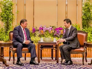 Airlangga Gerak Cepat Temui 3 Pimpinan Singapura Bahas Kerja Sama Ekonomi