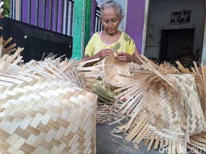 Order Besek Kurban Melimpah, Perajin Jombang Ini Cuan Rp 7 Juta Sebulan