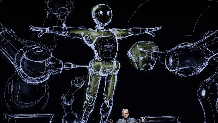 Presiden dan CEO Nvidia Corporation Jensen Huang menyampaikan pidato saat pameran Computex 2024 di Taipei, Taiwan, Minggu, 2 Juni 2024. (AP Photo/Chiang Ying-ying)