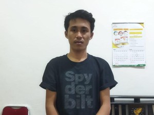 Tampang Sopir Travel Lecehkan Wanita di Halaman Masjid Agung Jeneponto