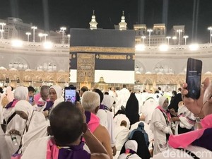 Rangkaian Ibadah Jemaah Haji Saat Wukuf di Arafah