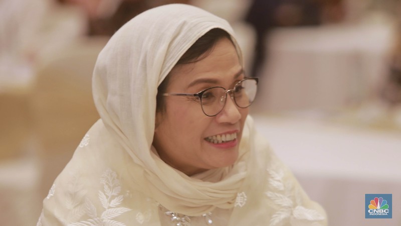 Menteri Keuangan Sri Mulyani menjadi salah satu dari 50 warga Indonesia yang diundang Raja Salman untuk menunaikan ibadah haji. (CNBC Indonesia/Muhamad Sabki) Menteri Keuangan Sri Mulyani menjadi salah satu dari 50 warga Indonesia yang diundang Raja Salman untuk menunaikan ibadah haji. (CNBC Indonesia/Muhamad Sabki)