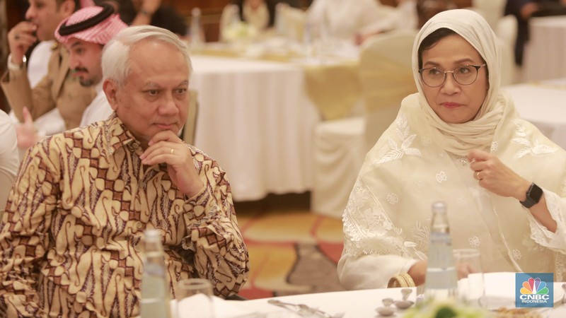 Menteri Keuangan Sri Mulyani menjadi salah satu dari 50 warga Indonesia yang diundang Raja Salman untuk menunaikan ibadah haji. (CNBC Indonesia/Muhamad Sabki) Menteri Keuangan Sri Mulyani menjadi salah satu dari 50 warga Indonesia yang diundang Raja Salman untuk menunaikan ibadah haji. (CNBC Indonesia/Muhamad Sabki)