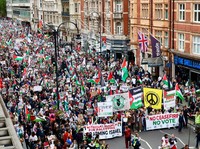 Potret Pusat Kota London 'Dibanjiri' Massa Pro-Palestina