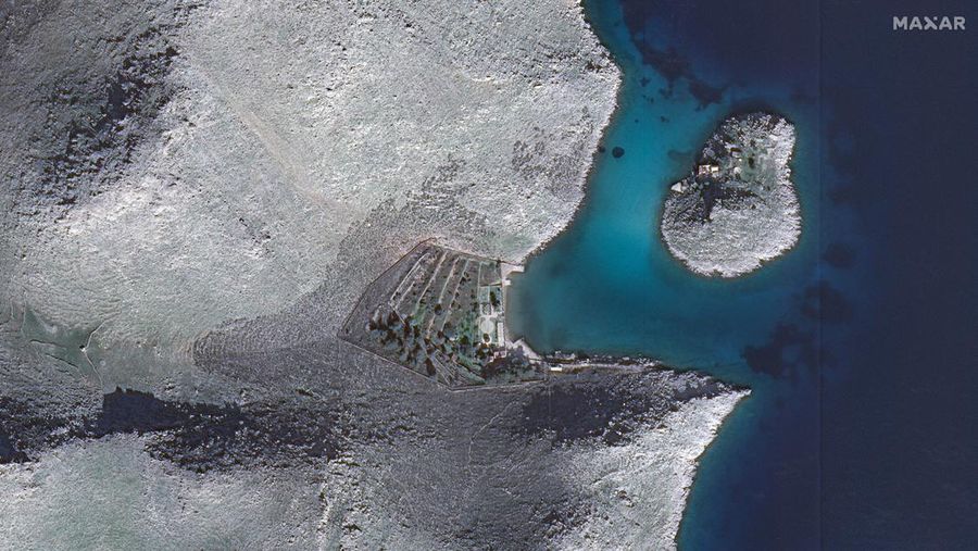 Seorang presenter televisi terkenal dari Inggris, Michael Mosley, ditemukan tak bernyawa di Pulau Symi, Yunani. (REUTERS/Panormitis Chatzigiannakis)