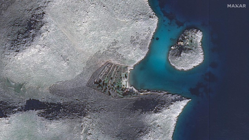 Seorang presenter televisi terkenal dari Inggris, Michael Mosley, ditemukan tak bernyawa di Pulau Symi, Yunani. (REUTERS/Panormitis Chatzigiannakis)