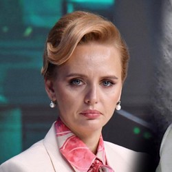 Geger Putri-Putri Putin Muncul di Depan Umum, Ini Penampakannya
