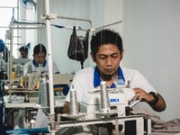 Tekstil RI Darurat Era Jokowi: Soekarno Sempat Punya Menteri Tekstil