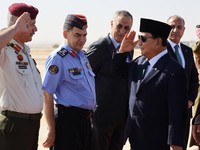 Prabowo Tiba di Yordania, Wakili Jokowi Hadiri KTT Khusus Soal Gaza