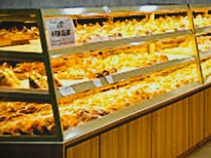 Rating Bakery Lokal Ini Turun Usai Insiden 19 Orang Keracunan
