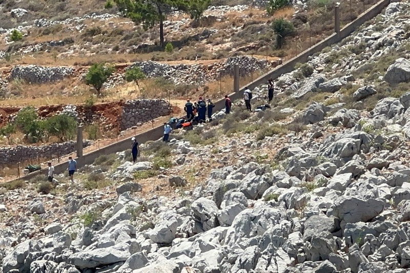 Seorang presenter televisi terkenal dari Inggris, Michael Mosley, ditemukan tak bernyawa di Pulau Symi, Yunani. (REUTERS/Panormitis Chatzigiannakis)