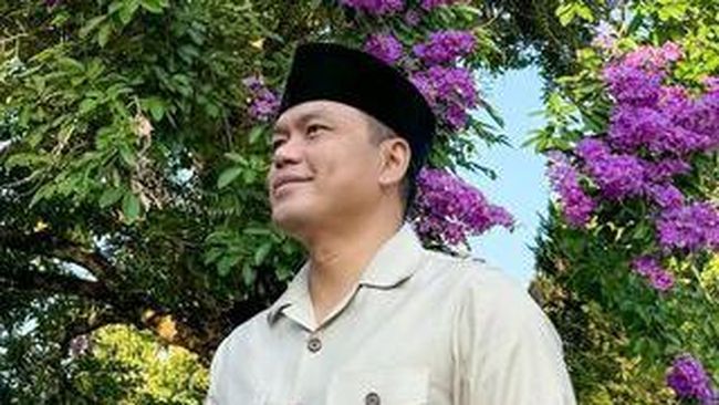 合法的！ Erick Thohir 任命 Simon Aloysius Mantiri 为 Pertamina 总裁