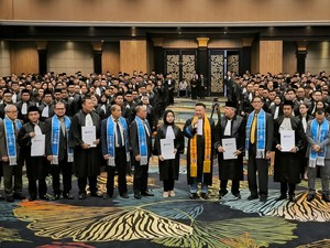 Ke Advokat Muda, Otto Hasibuan: Tak Semuanya untuk Uang