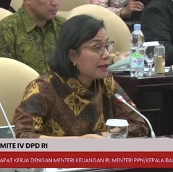 Sri Mulyani Soroti Dumping, Biang Kerok PHK Industri Tekstil
