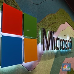 Heboh Karyawan Microsoft di China Wajib Pakai iPhone, Ada Apa?