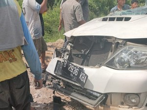 Fortuner Hantam Bus hingga Motor di Taput gegara Ngantuk, 3 Luka Berat