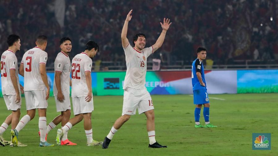 Pemain Tim Nasional (Timnas) Indonesia, Thom Haye melakukan selebrasi usai mencetak gol ke gawang Filipina di Stadion Utama Gelora Bung Karno (GBK) Senayan, Jakarta, Selasa (11/6/2024). (²©²ÊÍøÕ¾/Faisal Rahman) Pemain Tim Nasional (Timnas) Indonesia, Thom Haye melakukan selebrasi usai mencetak gol ke gawang Filipina di Stadion Utama Gelora Bung Karno (GBK) Senayan, Jakarta, Selasa (11/6/2024). (²©²ÊÍøÕ¾/Faisal Rahman)