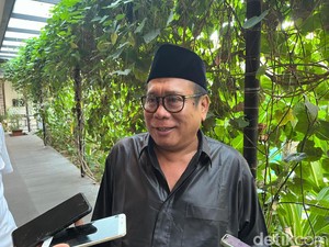 Ibu Muda Pamer Payudara di TikTok-Eks Bupati Lombok Tengah Kembali Dipolisikan