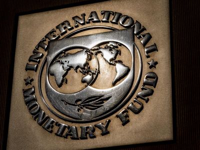 IMF Ramal Defisit Fiskal RI Dekati 3% Tahun Depan