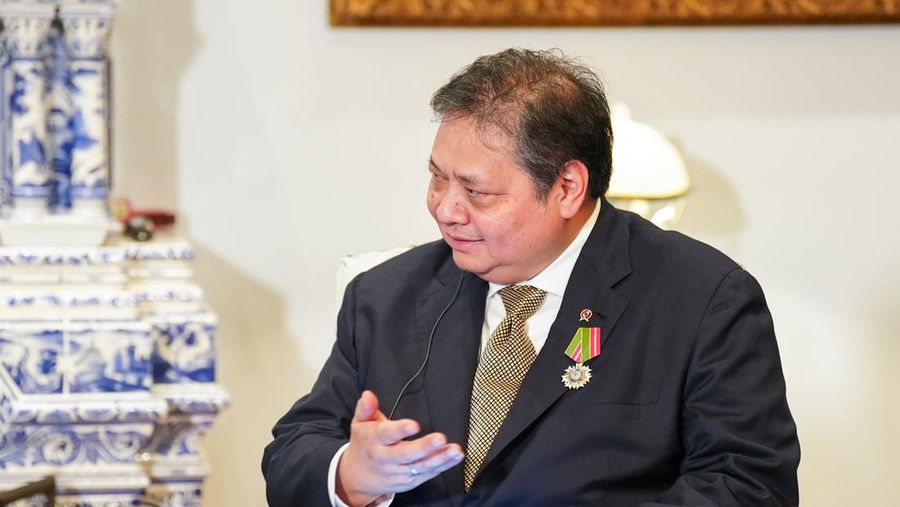 Menko Airlangga Bertemu Dmitry Medvedev, Mantan Presiden dan Perdana Menteri Rusia, Sepakat untuk Perkuat Hubungan Bilateral. (Istimewa)