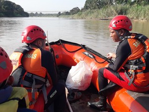 Bocah Hanyut di Sungai Lematang Saat Lepas Kail Pancing yang Tersangkut