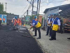 Warga Cilegon Bisa Lapor Jalan Rusak ke Mantri Jalan