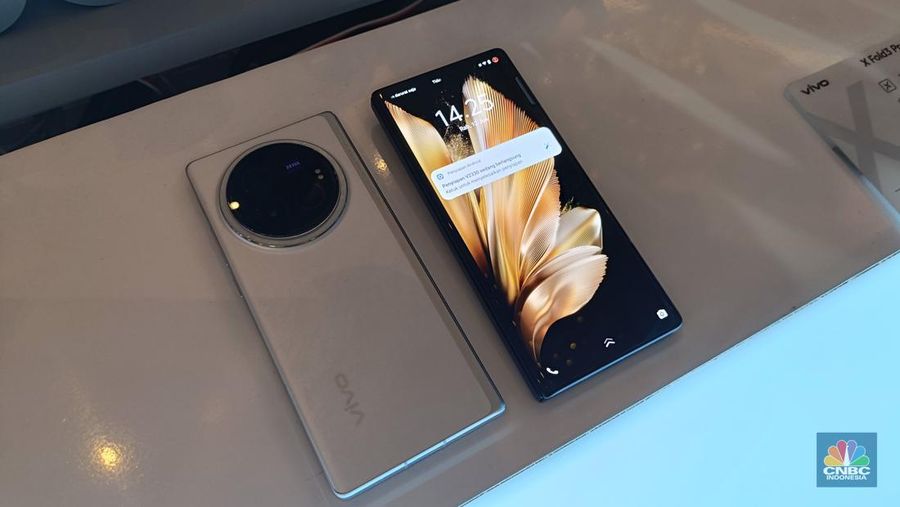 Vivo meluncurkan ponsel lipatnya pertama di Indonesia. (վ/Novina Putri Bestari)