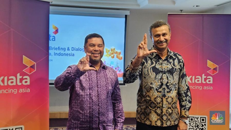 Axiata Group Bhd, perusahaan induk XL Axiata, menargetkan merger antara PT XL Axiata Tbk dan PT Smartfren Telecom Tbk dapat rampung akhir tahun ini. (CNBC Indonesia/Intan)