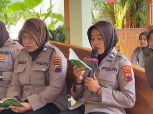 Keren! Ini Kisah Bripda Sherly Jadi Polwan Berkat Hafal Al Quran 30 Juz
