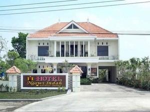 6 Rekomendasi Hotel Dekat Alun-alun Ngawi