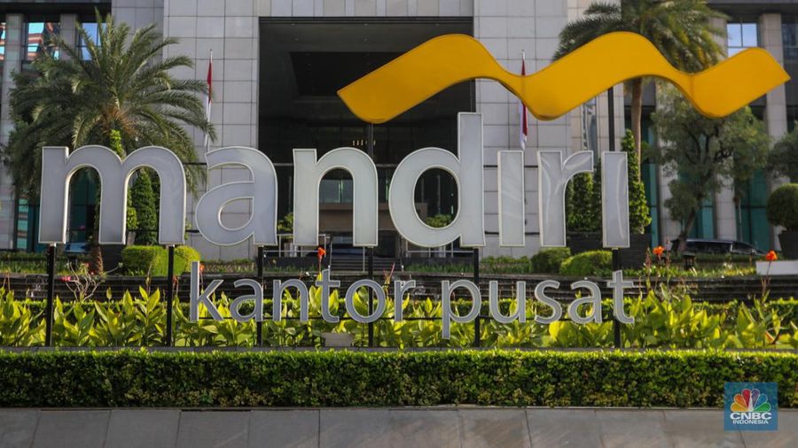 Ilustrasi Gedung Bank Mandiri. (CNBC Indonesia/Faisal Rahman)