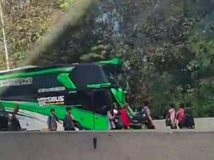 Identitas 3 Korban Kecelakaan Bus Studi Banding SMK Purworejo di Tol Semarang