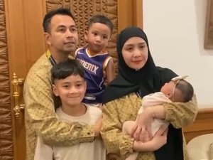 Raffi Ahmad dan Nagita Slavina Tak Bedakan Perlakuan ke Baby Lily