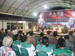 Ciptakan Situasi Aman, Sahabat Curhat Polresta Sidoarjo Digelar di Prambon